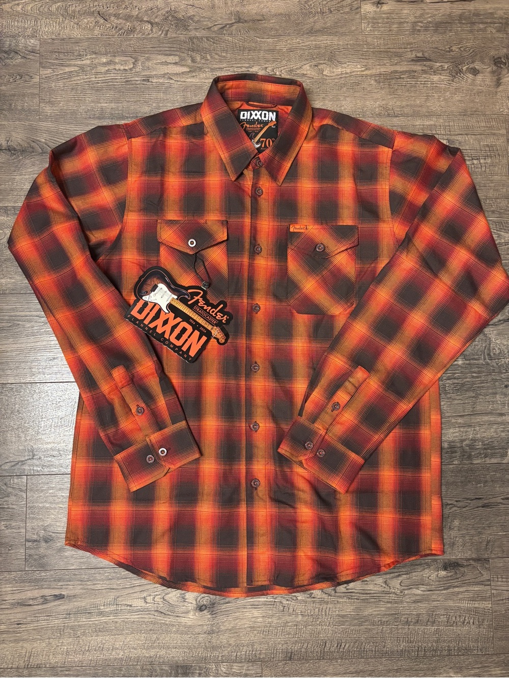 DIXXON Flannel x Fender Stratocaster Collab Men's XL Tall Plaid Guitar Shirt XLT